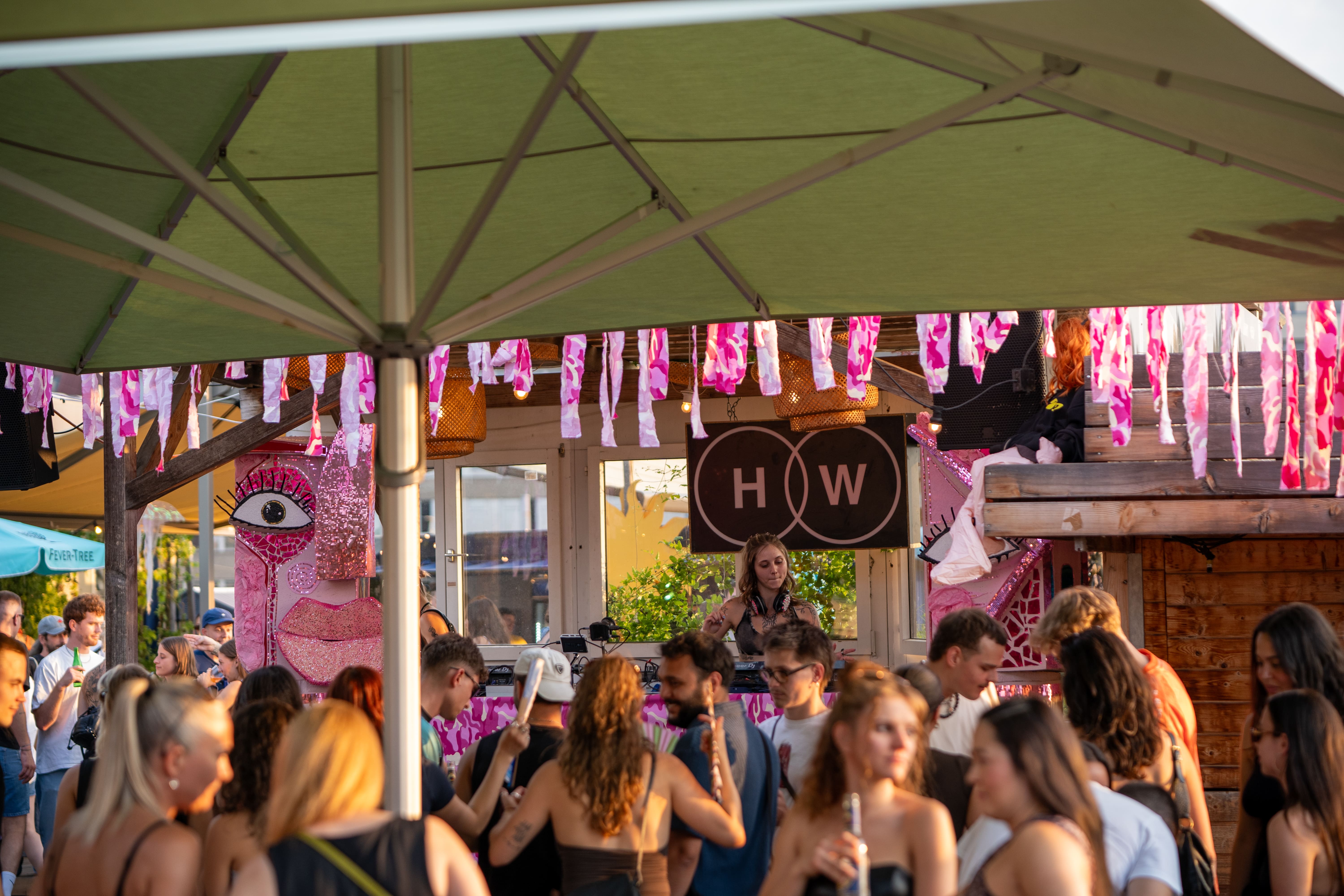 SHEWAVES Event – Nella